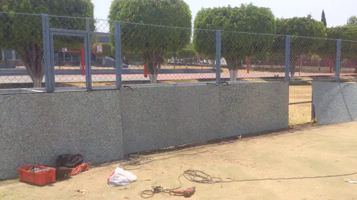 Cancha valladolid — canchas y bardas escolares de tabla plástica