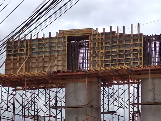 Cimbra — cimbra plástica para construcción